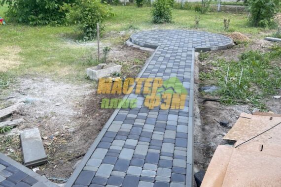 укладка тротуарной плитки старый город в парышкове 2