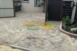 2024 Укладання тротуарної плитки Старе Місто у Гостомелі