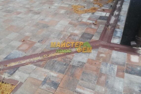 2024 Укладання тротуарної плитки Пассаж Арагон у Вишгороді 2024 Укладання тротуарної плитки Пассаж Арагон у Вишгороді