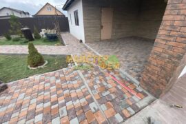 2024 Укладання тротуарної плитки Старе Місто у Петрівцях