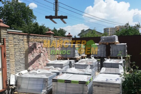 2024 Укладання тротуарної плитки Пассаж Арагон у Вишгороді тротуарна плитка юнілюкс пассаж та промінада у вишгороді