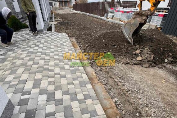 2024 Укладка тротуарной плитки 2Т ДВУТАВР в Балатоне 2024 Укладка тротуарной плитки 2Т ДВУТАВР в Балатоне